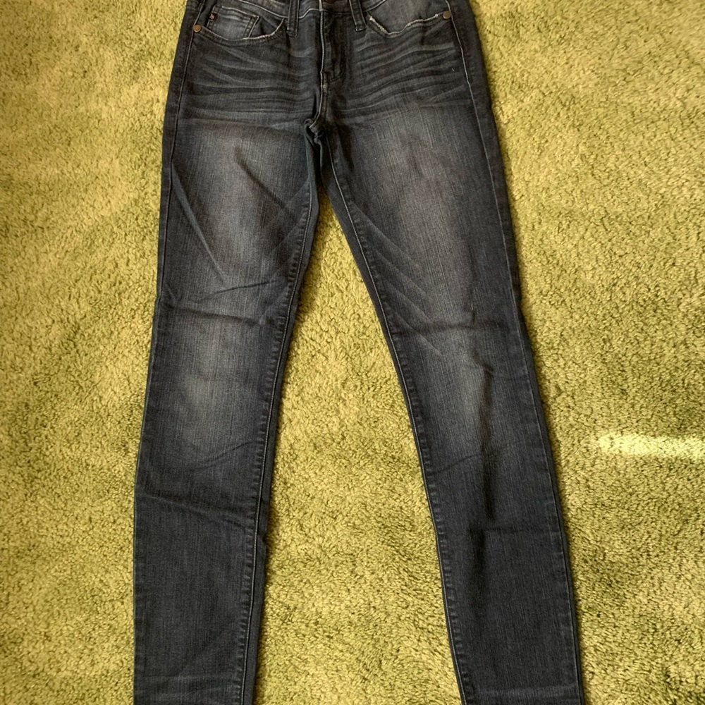 Judy Blue Medium Wash Denim Jeans
